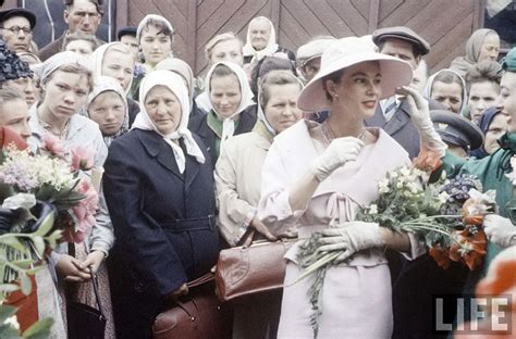 Кристиан Диор в Москве: 30 уникальных фото 1959 года